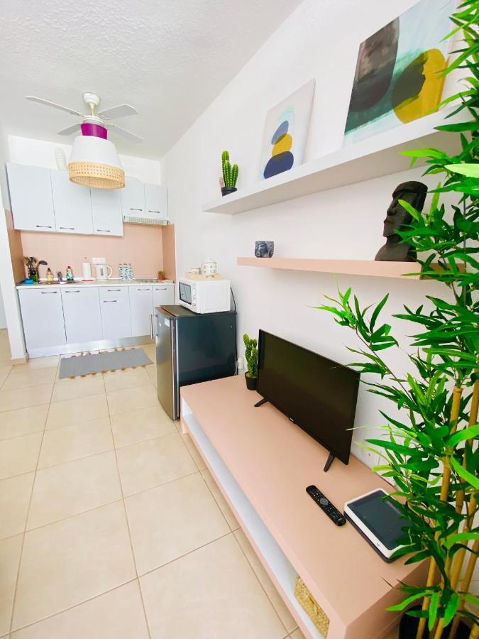 Golden Wave 2 Apartment Corralejo Exterior photo